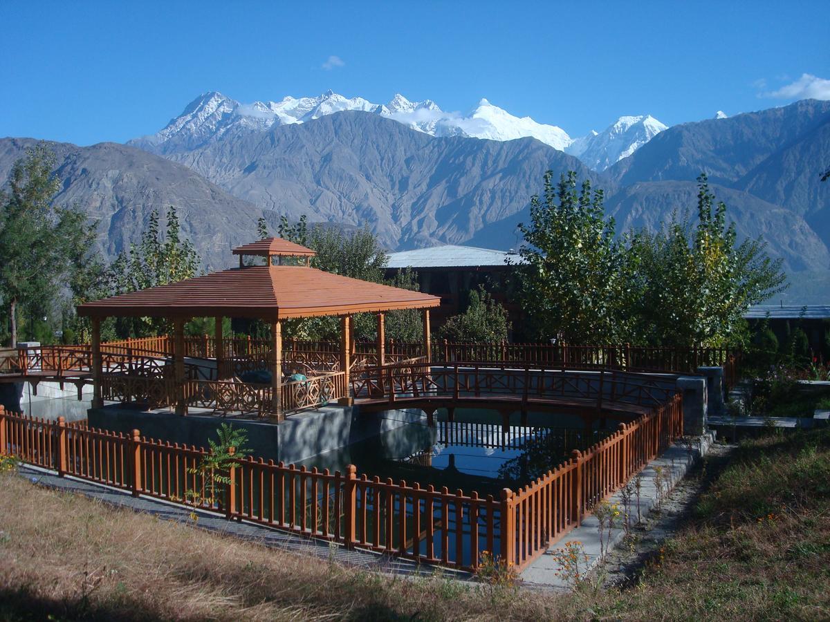 Gilgit Serena Hotel Exterior foto