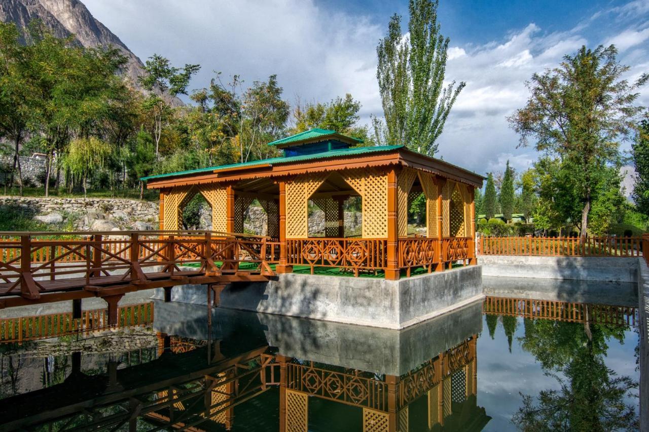 Gilgit Serena Hotel Exterior foto